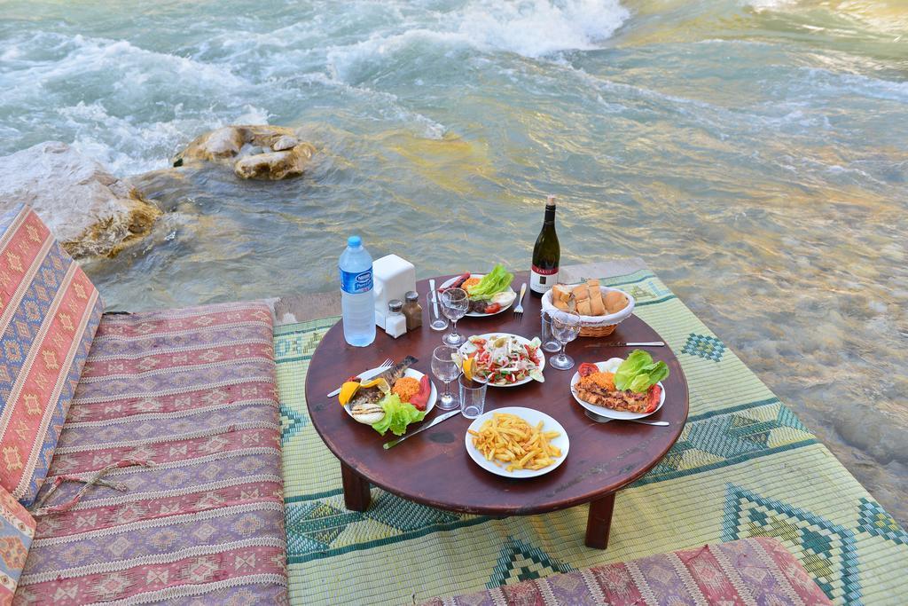 Gorge Club Hotel Saklikent Buitenkant foto
